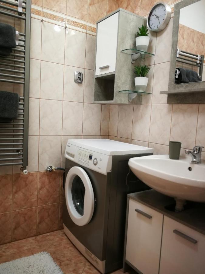 Voeroesmarty Apartman Miskolc - Belvaros - Downtown Exteriér fotografie